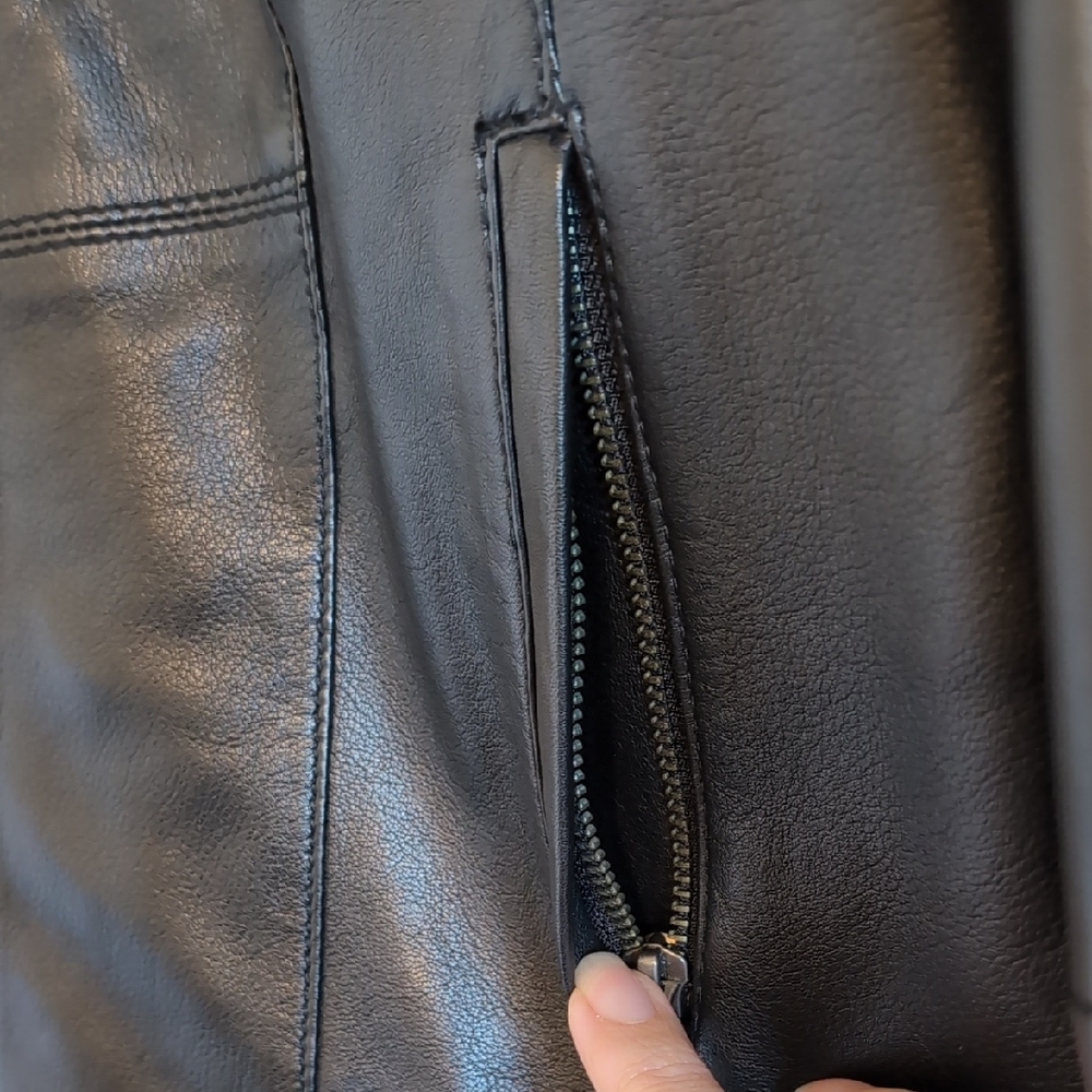 Sears Classic Black Leather Jacket - Picture 2 of 5
